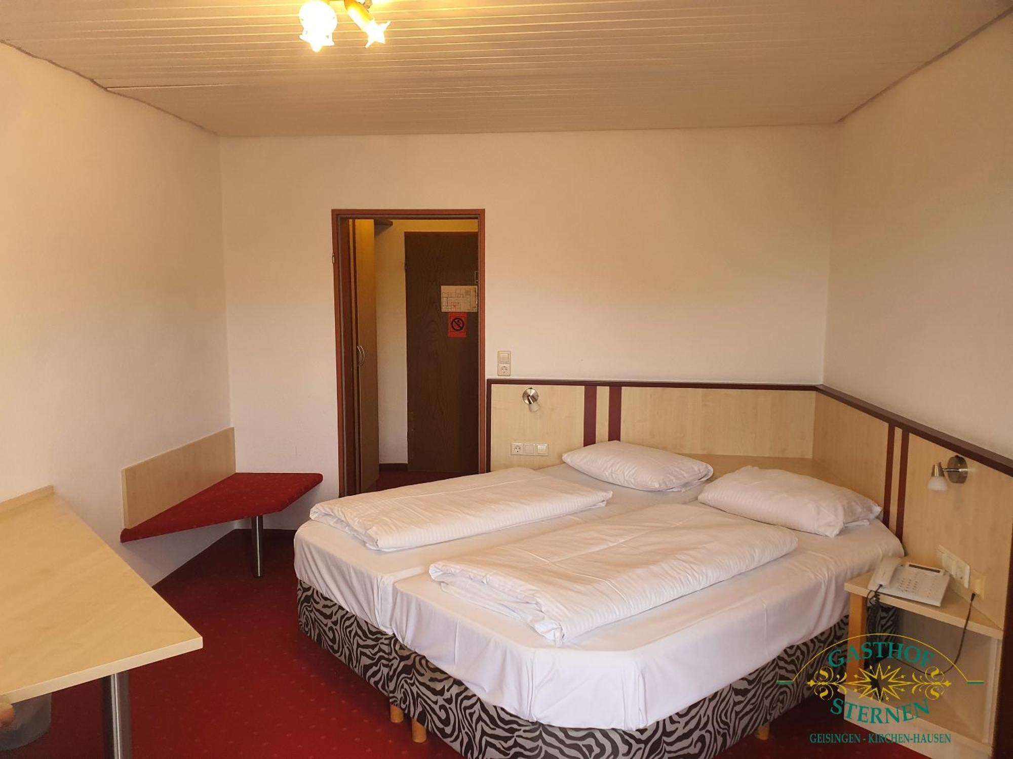 גייזינגן Hotel Gasthof Sternen מראה חיצוני תמונה